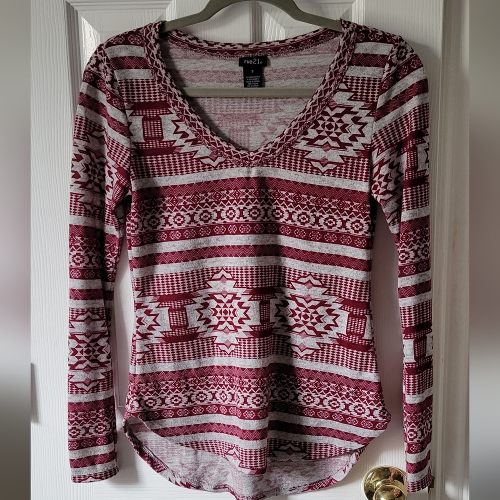 Rue 21 women's long sleeve top
